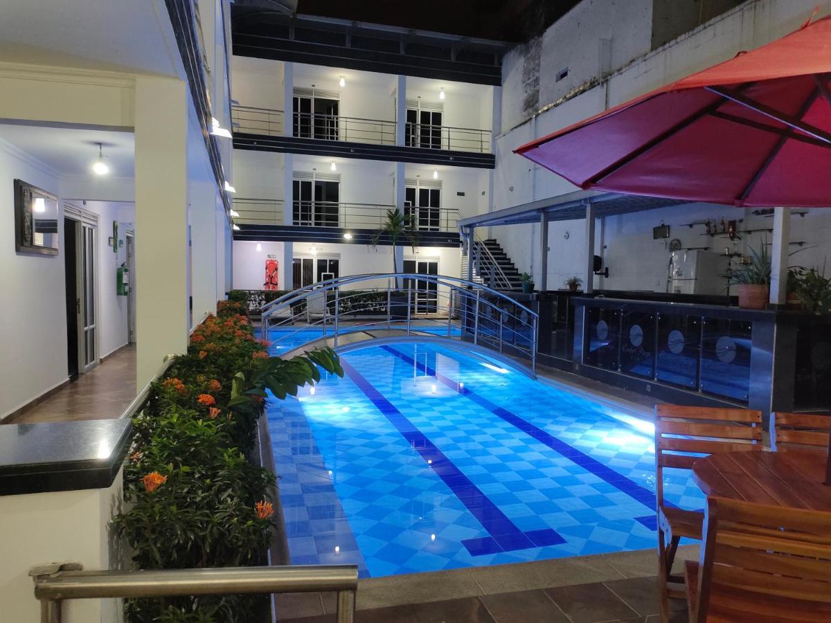 Confort Plaza Hotel 비야비센시오 외부 사진